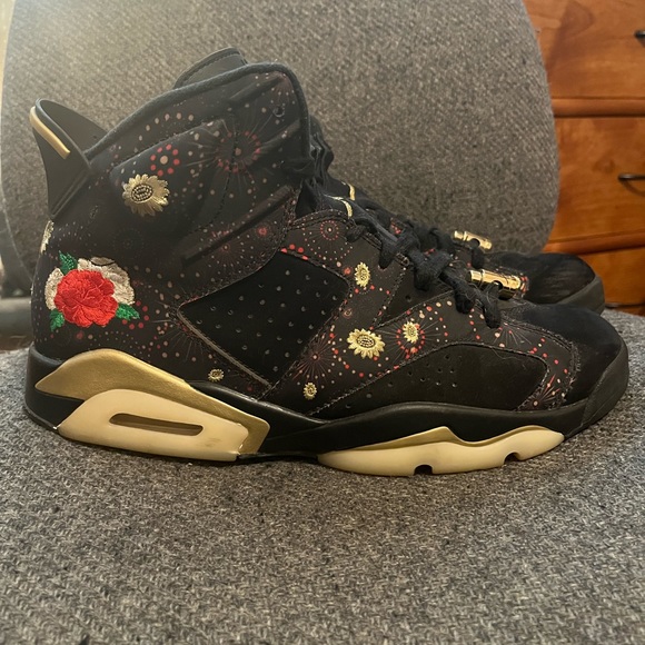 Air Jordan 6 “Chinese New Year” - Picture 5 of 7